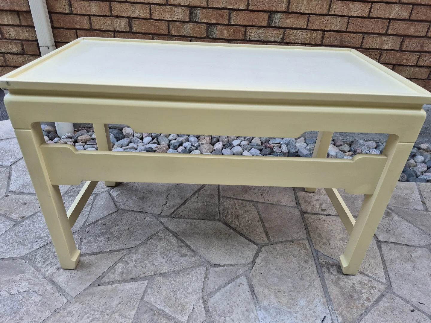 Fantastic Unique and Elegant Yellow Accent Table - photo 2