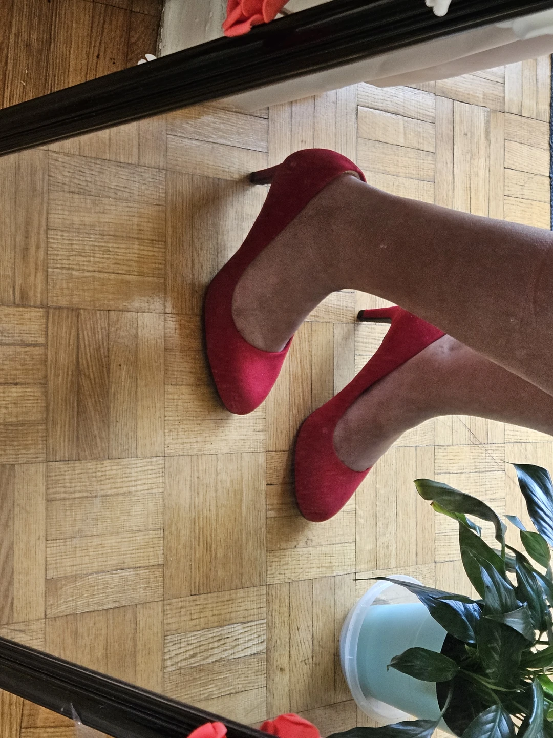 Red Comfort Heels Size 6W - photo 2