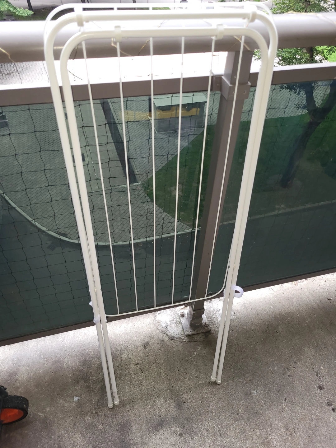Ikea White Folding Drying Rack - photo 2