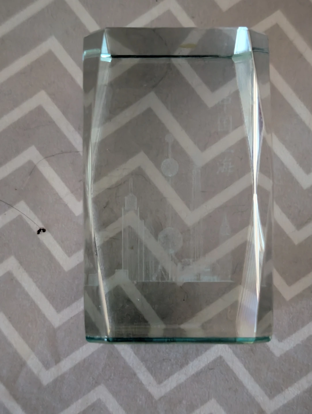 Crystal city skyline paperweight - photo 2