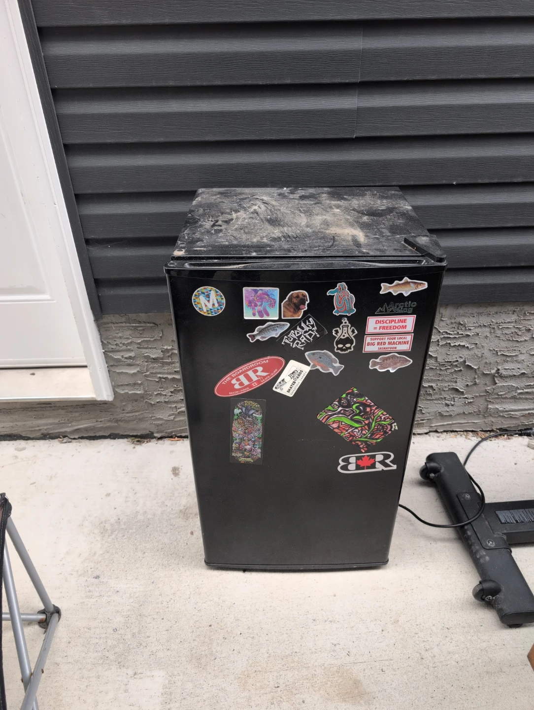 Mini fridge