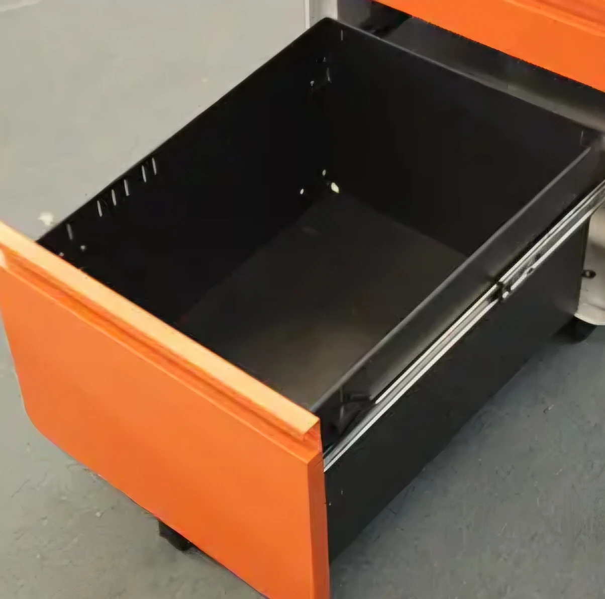 Mobile File Cabinet with 3 Drawers - photo 4