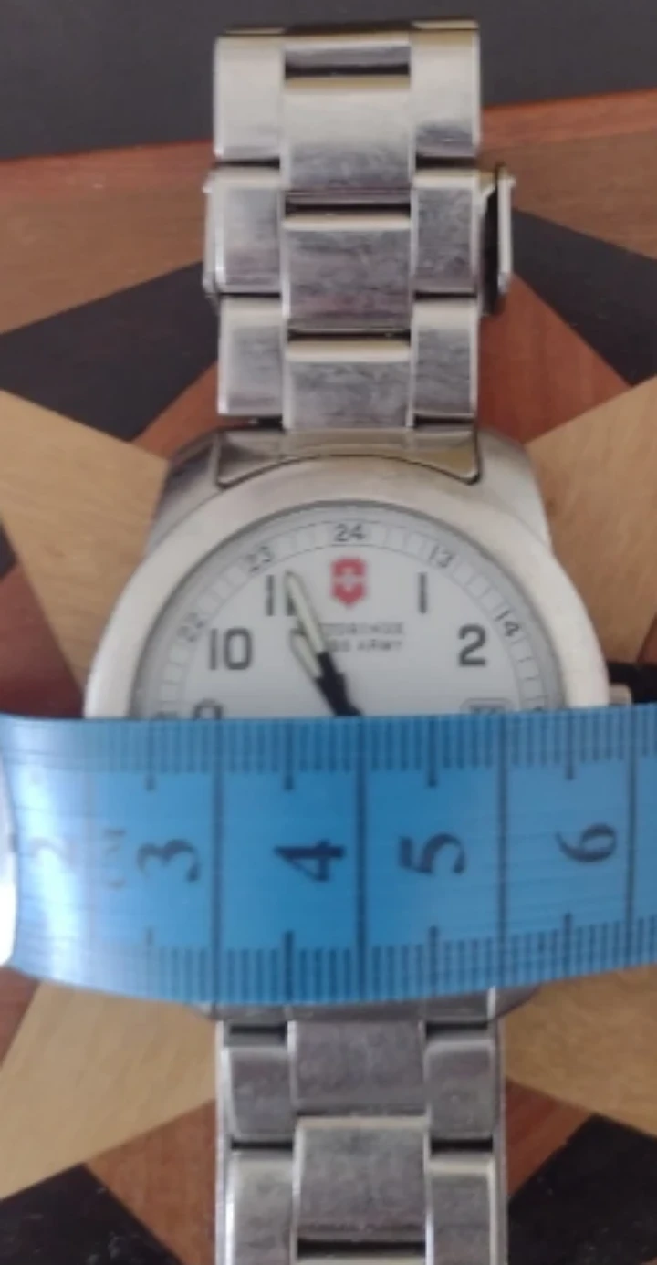 Victorinox Swiss Army Watch - photo 2