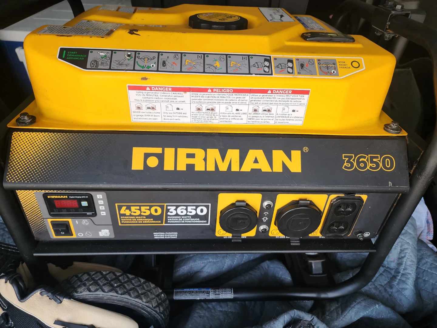 FIRMAN 3650 Watt Generator