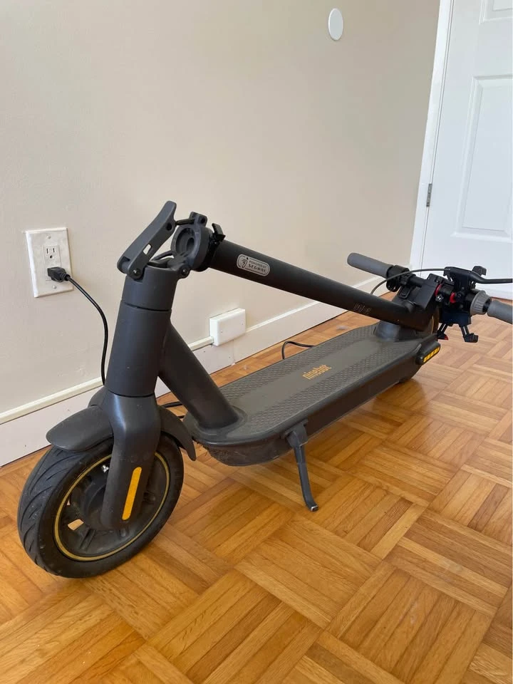 Segway Ninebot KickScooter Max G30P - photo 2