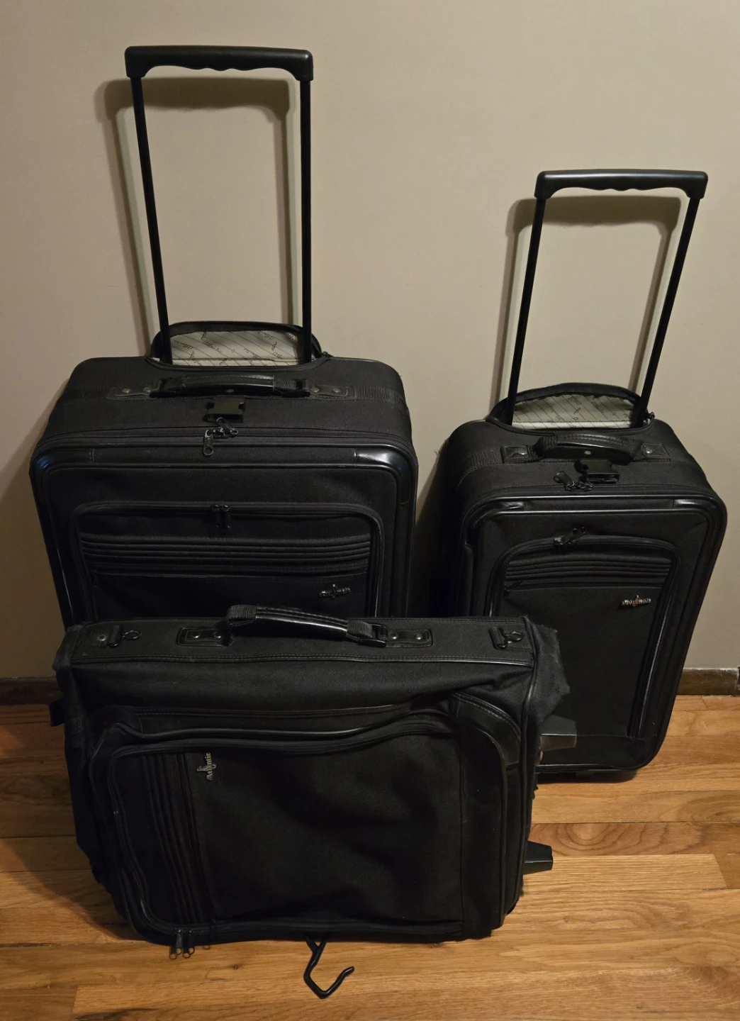 Luggage - photo 2