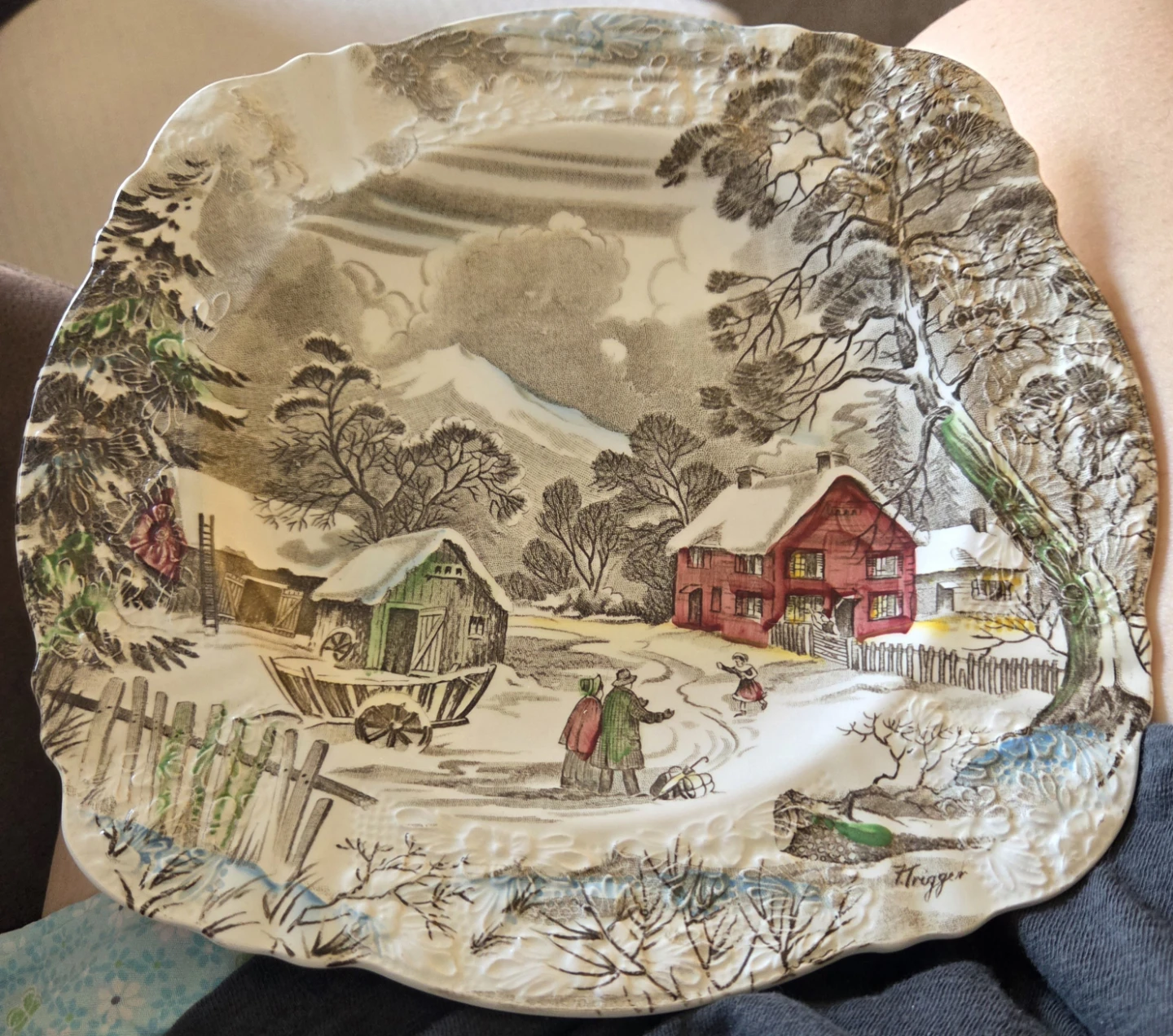 Vintage Christmas Scene Plate - photo 2