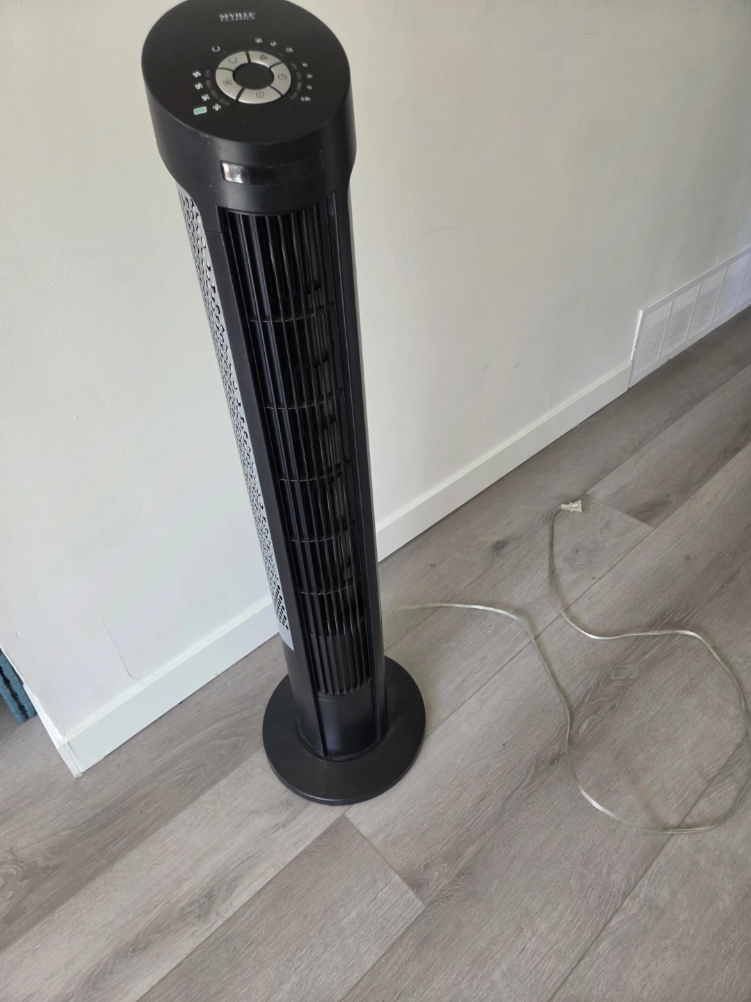 Seville Classics Tower Fan - photo 2