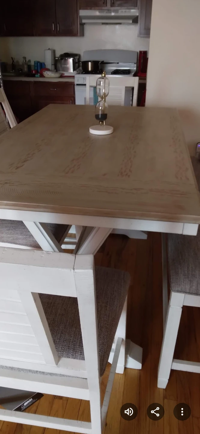 Lovely dinette set,  like new - photo 2