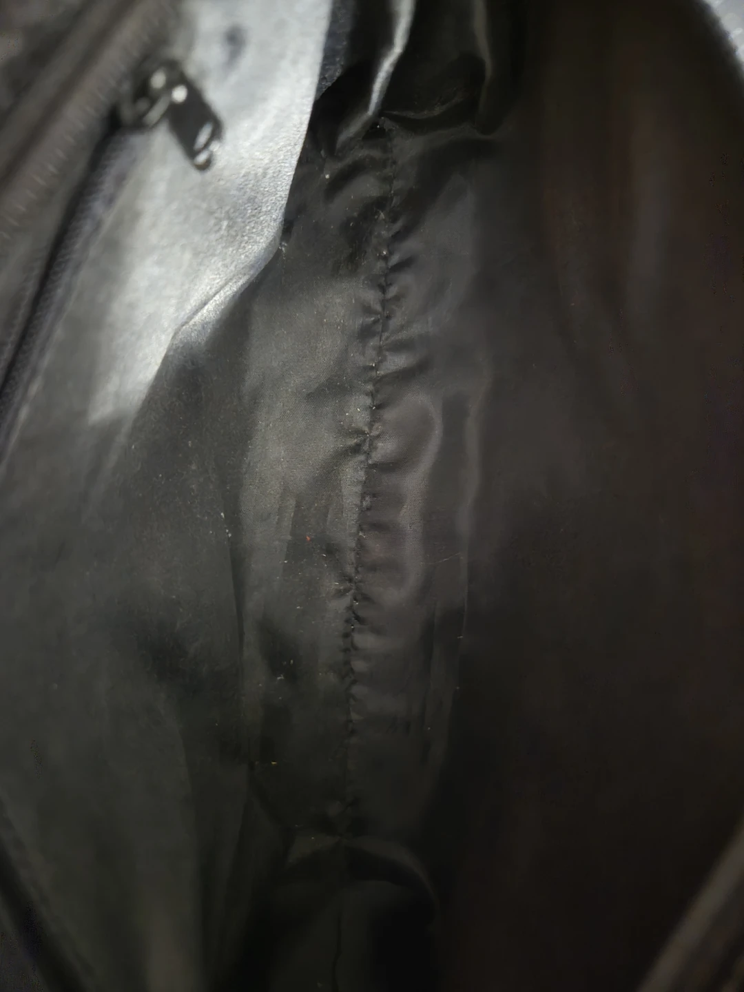 Black patent handbag - photo 3