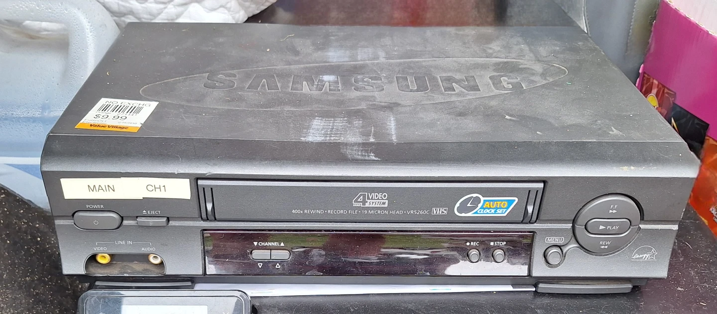 Samsung VR5260C VHS VCR (for Kit Cat Club rescue)