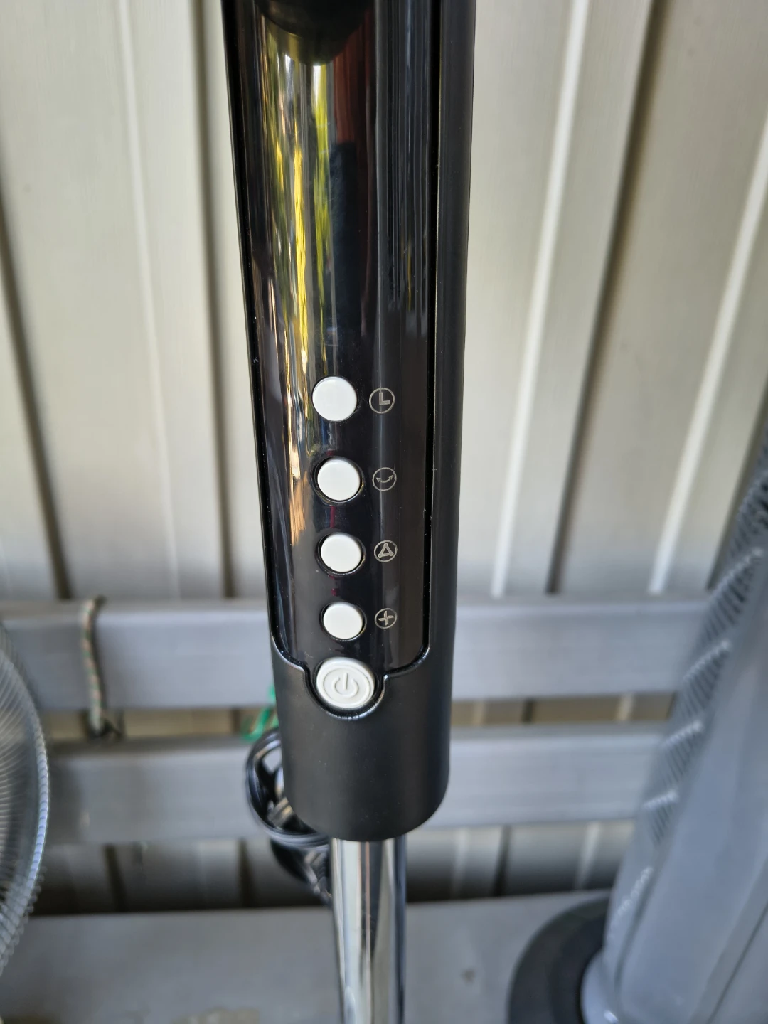 5 Blade Premium Electronic Pedestal 16 in Fan - photo 2
