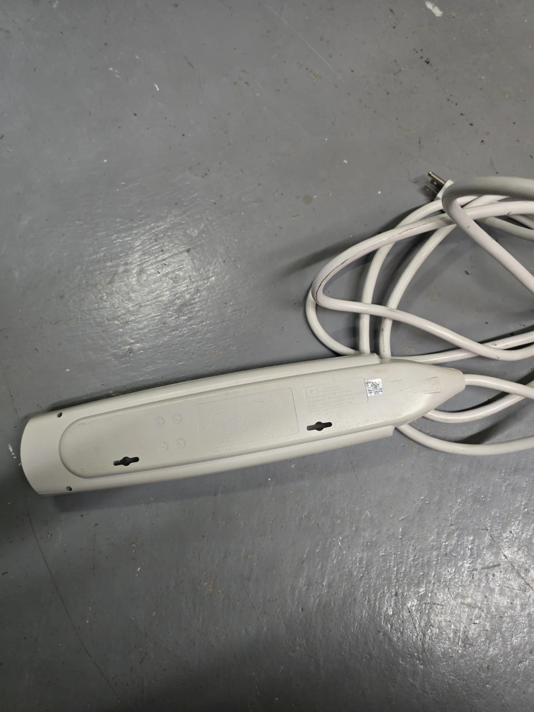 Belkin 7-Outlet SurgeMaster Home Series Power Strip Surge - photo 5