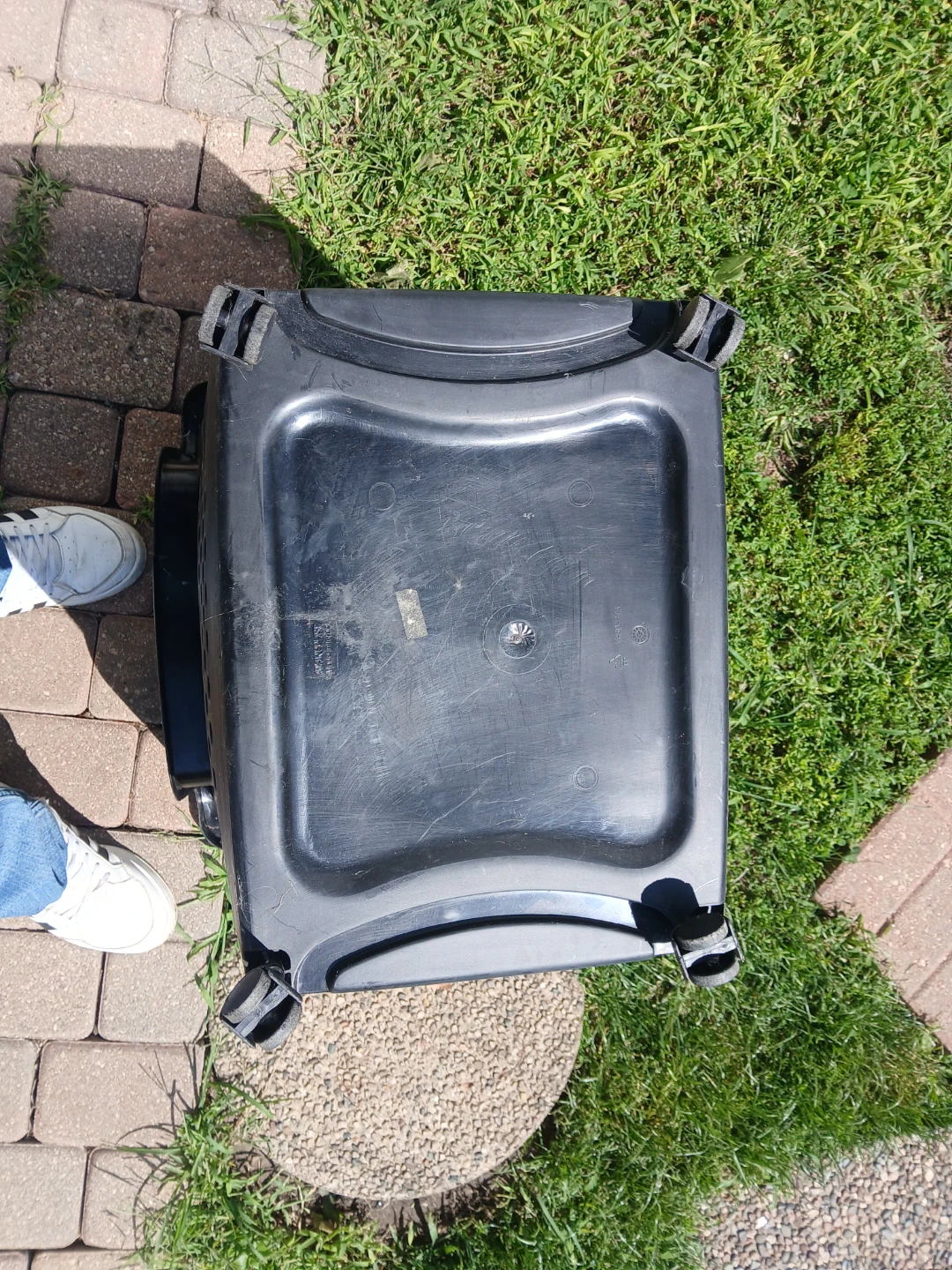 Rolling black plastic storage basket - photo 5