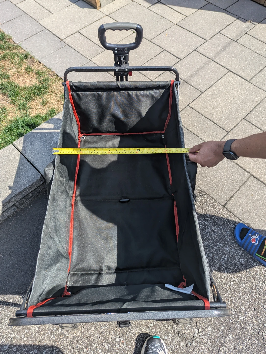 Folding Outdoor Wagon - photo 2