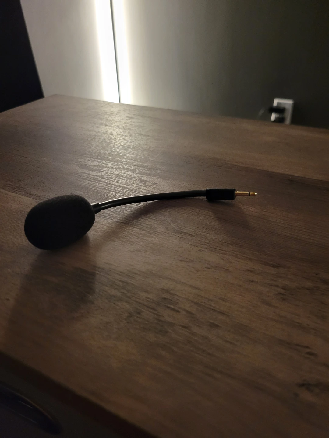 Razer BlackShark v2 Gaming Headset with Detachable Mic - photo 3