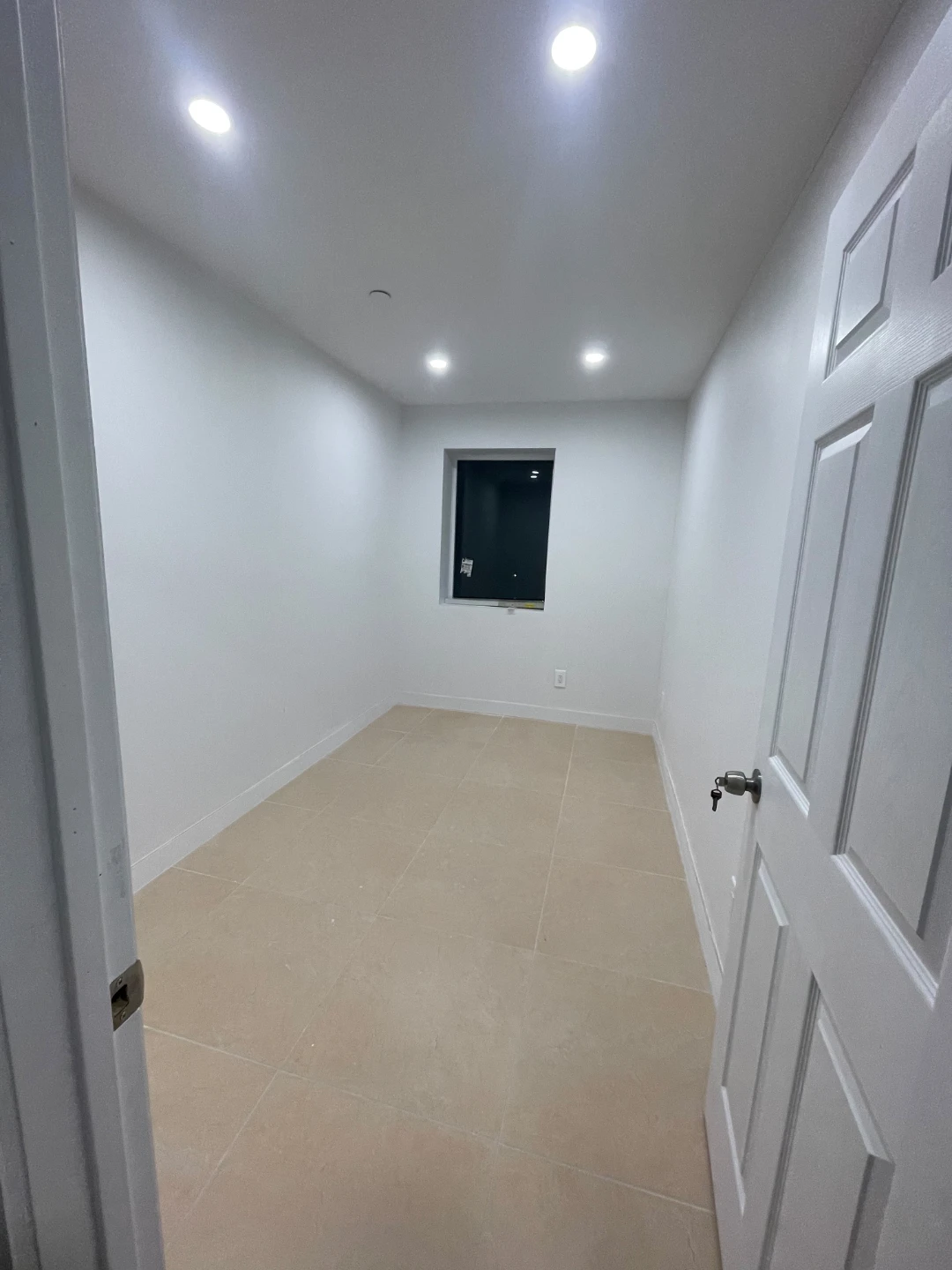 room for rent - photo 4