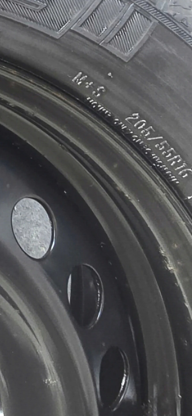 Winter tires and steel rims 205/55R16 - photo 2