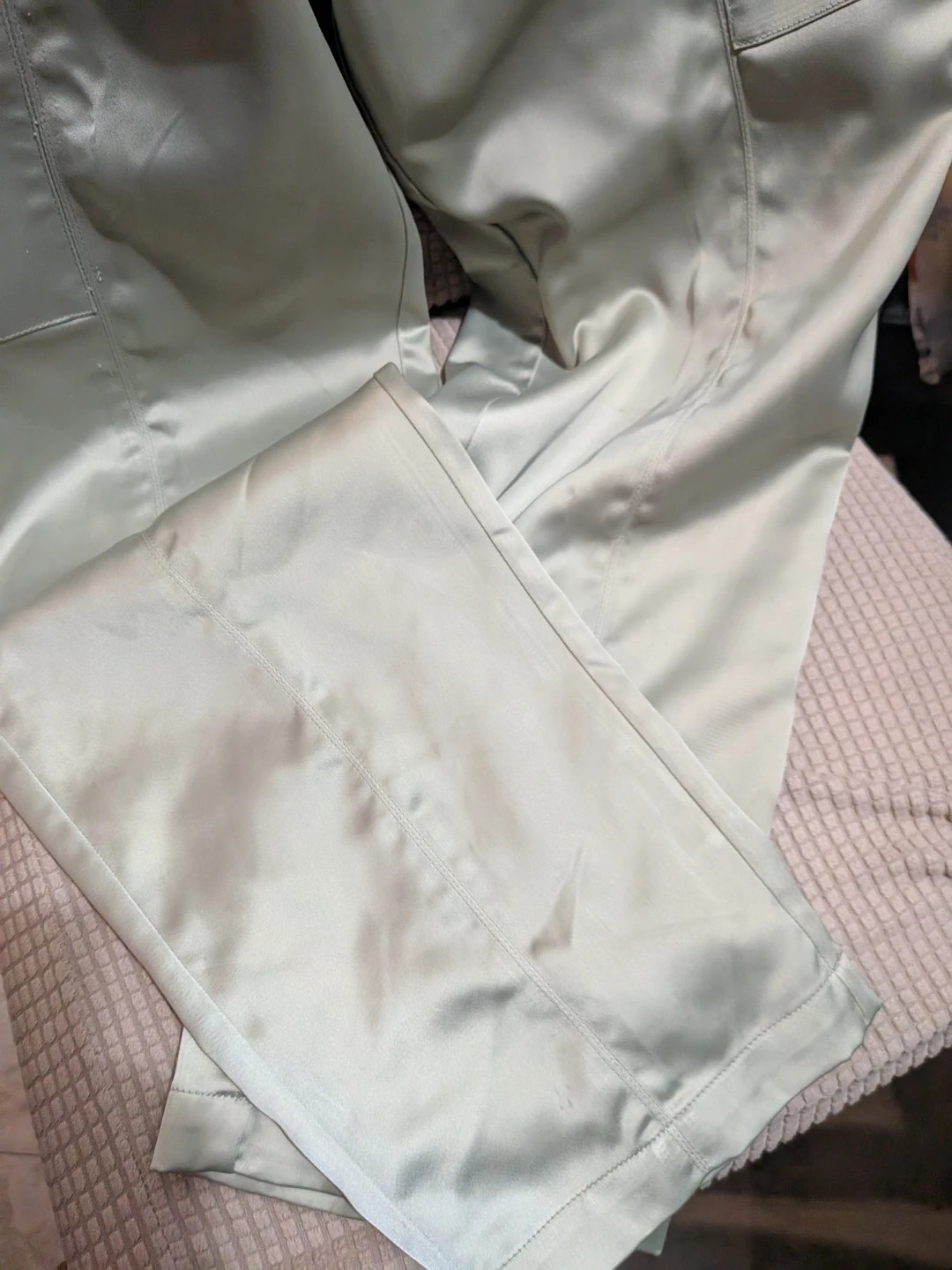 House of Harlow 1960 Sage Green Satin Cargo Pants - photo 5