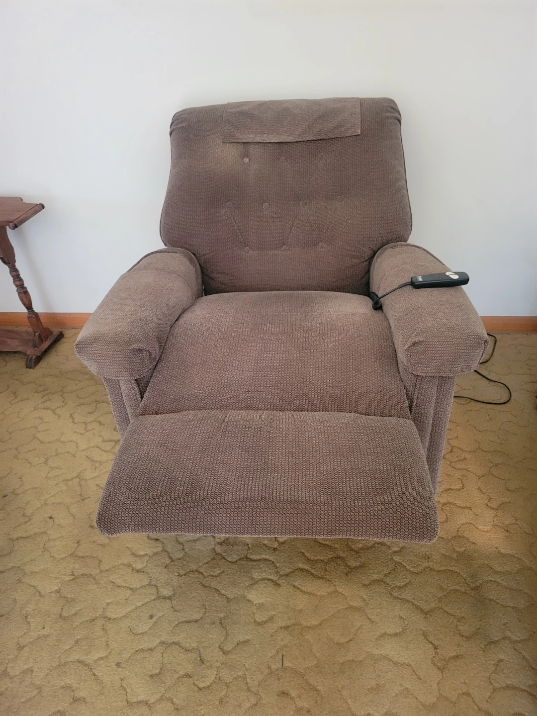 Brown Recliner Chair with Lift Assist - photo 2