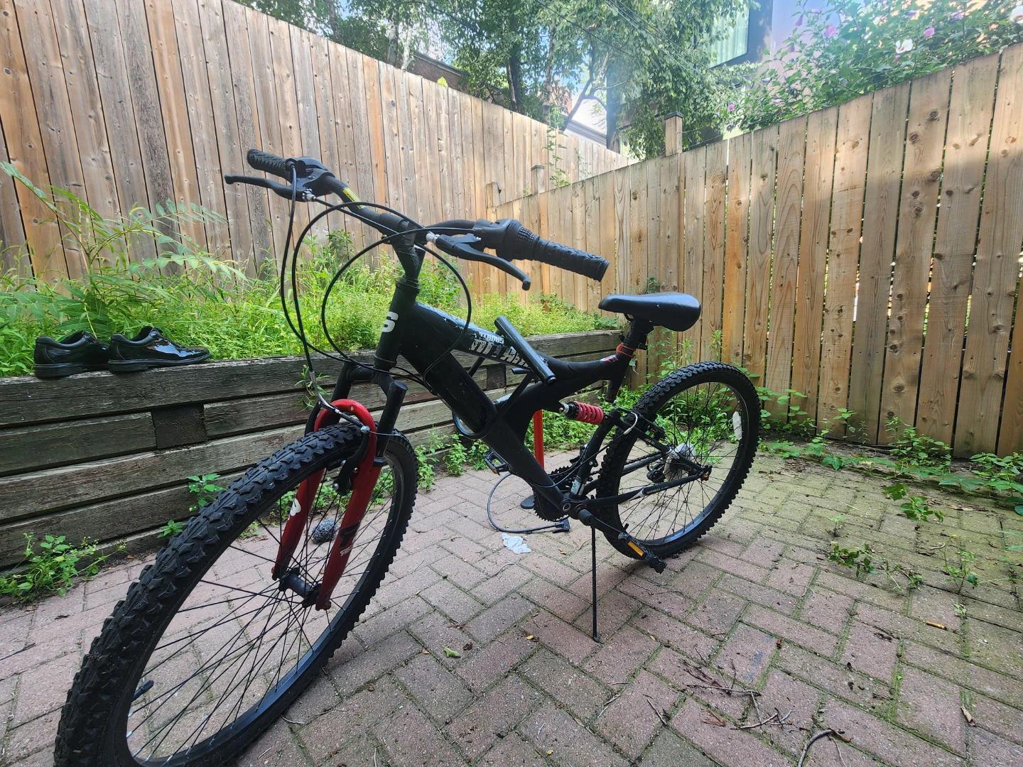 Supercycle Outlaw Full Suspension Mountain Bike