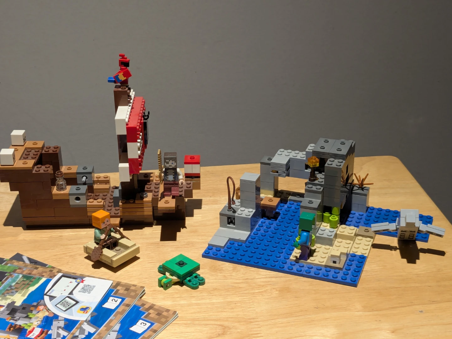 LEGO Minecraft The Shipwreck Adventure 21152