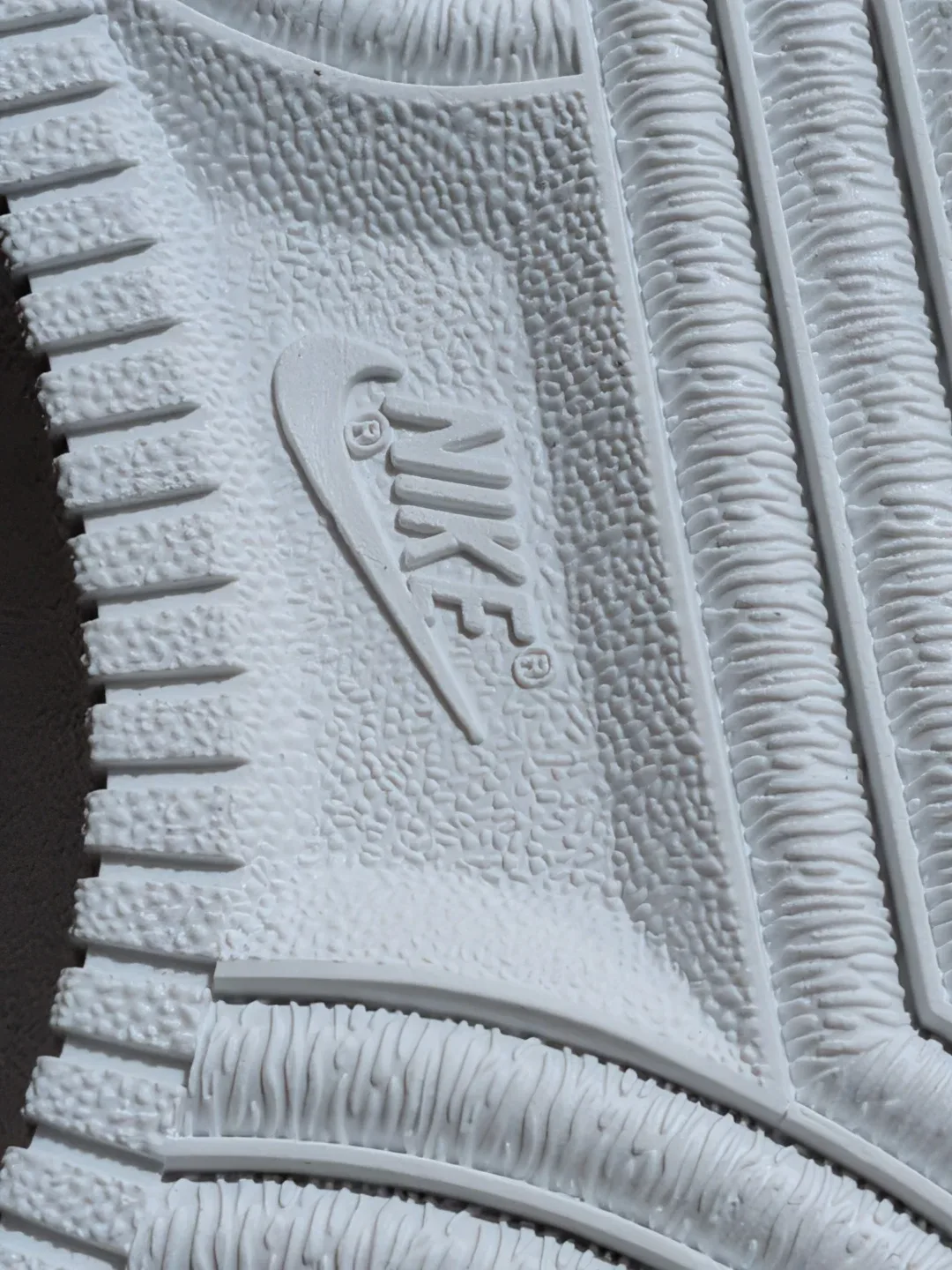 Nike Air Force 1 White Leather Sneakers - photo 4