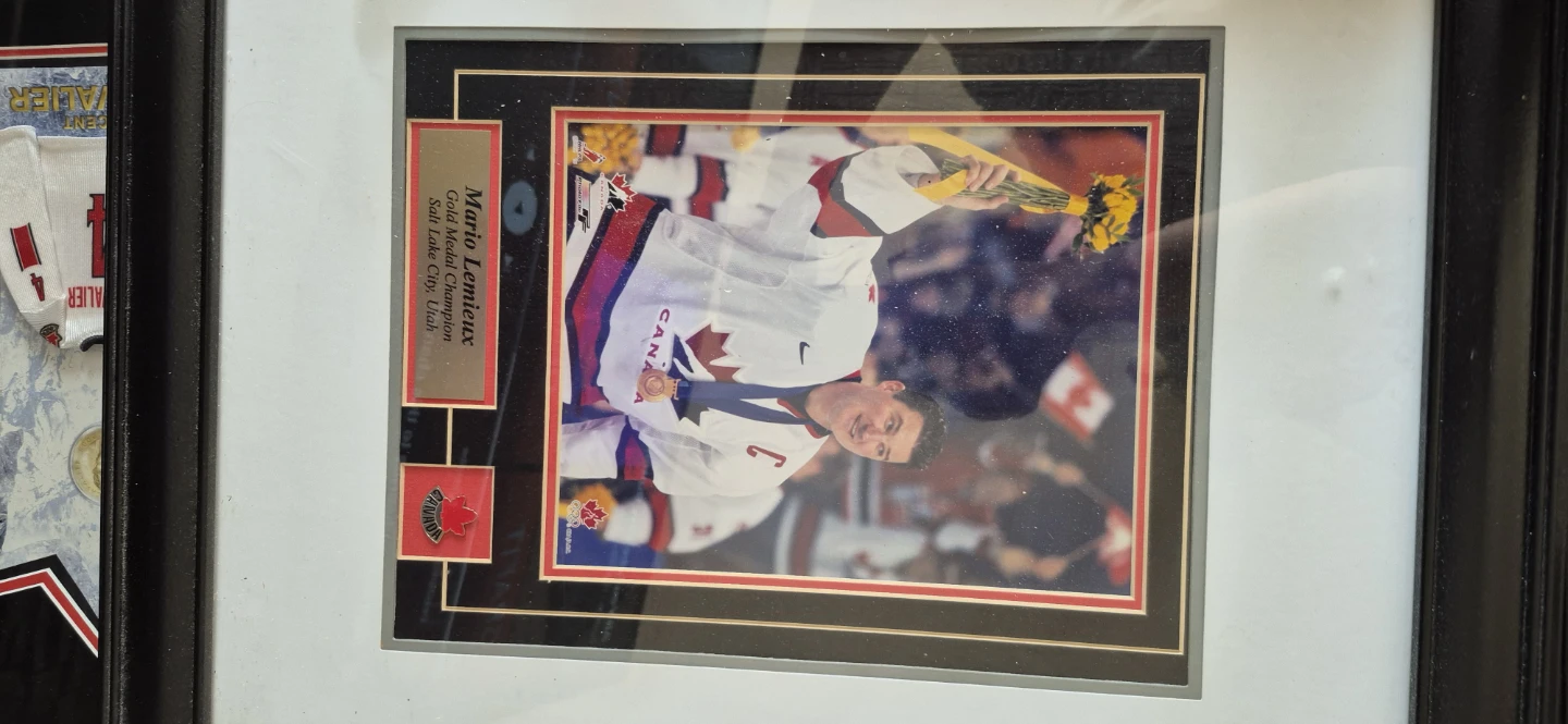 Framed Mario Lemieux Gold Medal Champion Photo