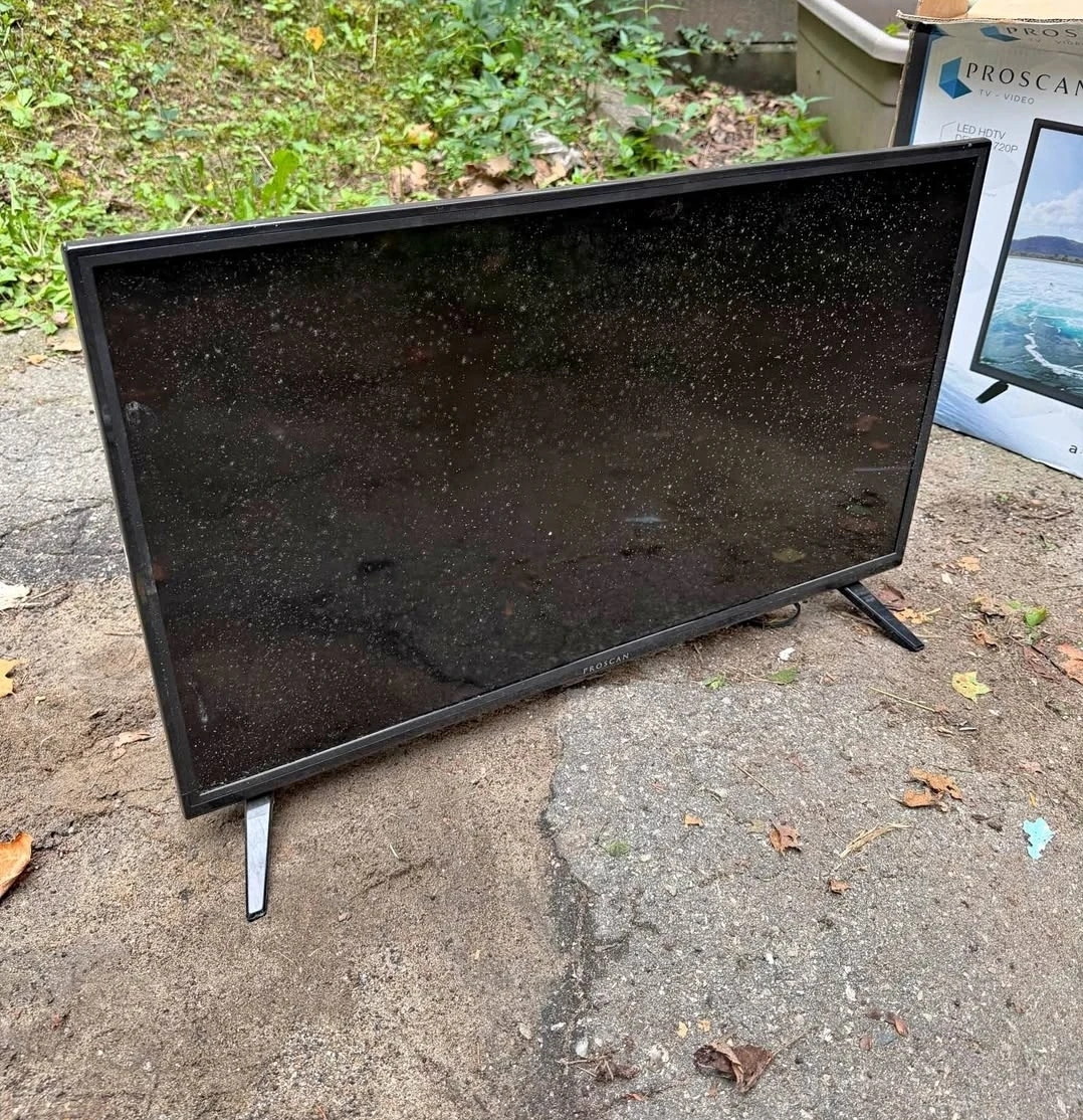 Proscan LED HDTV