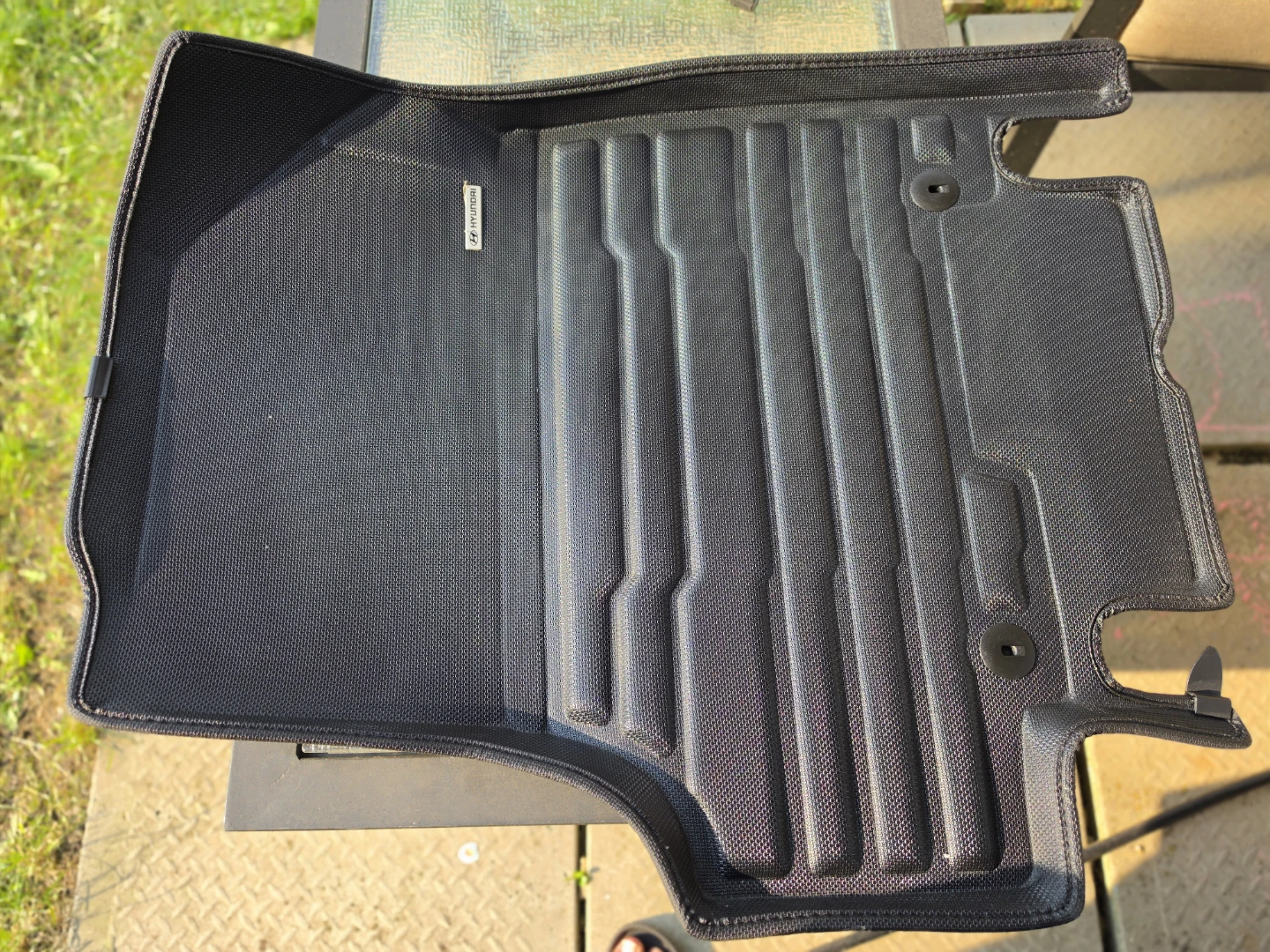 Hyundai ioniq 5 OEM TuxMat & weather tech trunk liner - photo 3