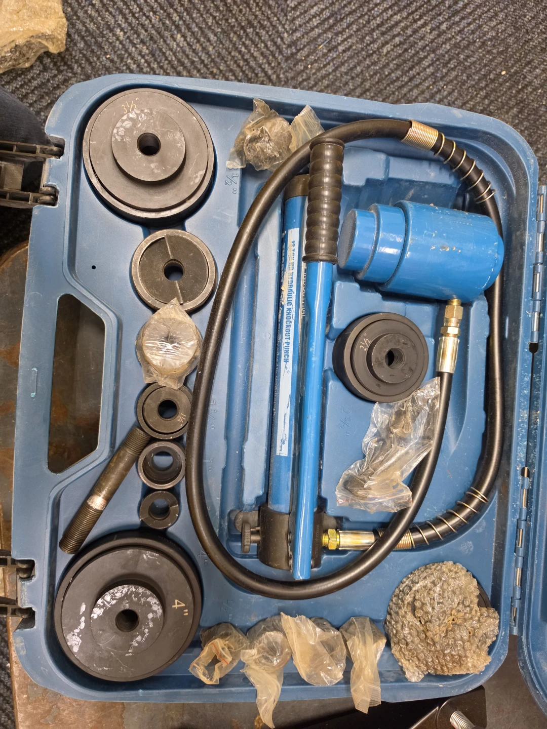 10 Ton Hydraulic Knockout Punch Set - photo 2