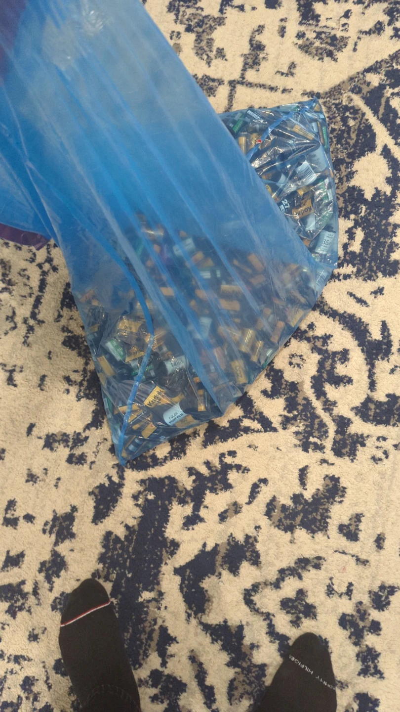 ~388 35mm film cassettes (10lbs) - photo 2