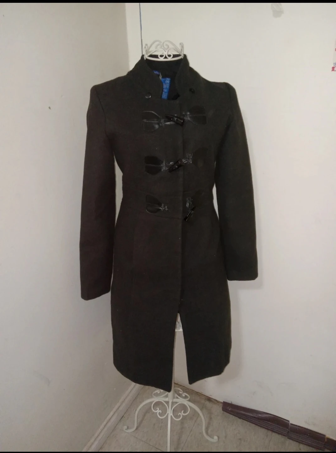 Vitrin Women's Coat Size 36
