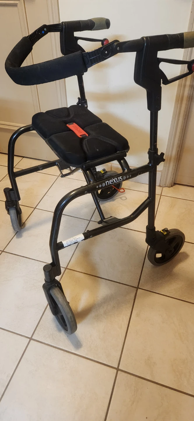 Nexus Rollator Walker with Seat