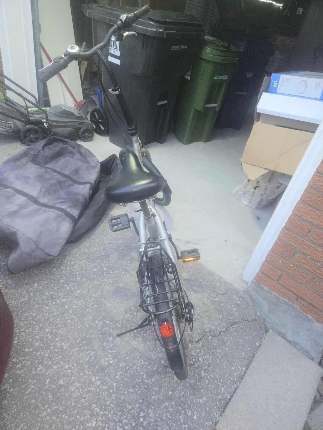 Adventura folding bike with bag - photo 2