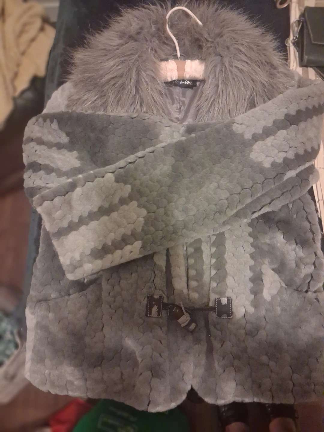 MISS LINA SIZE LARGE FAUX FUR JACKET