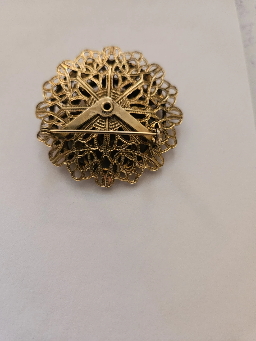 Vintage Art Deco StyleGold Tone Filigree Brooch with Blue  Stone - photo 2