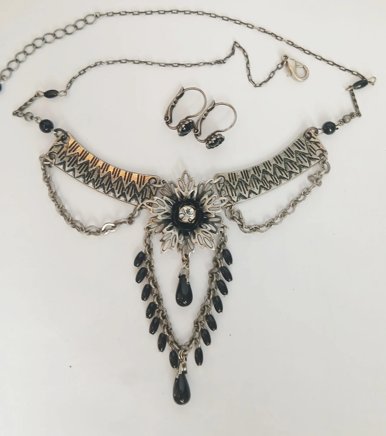 Gothic Flower Choker Necklace and Earring Set - photo 2