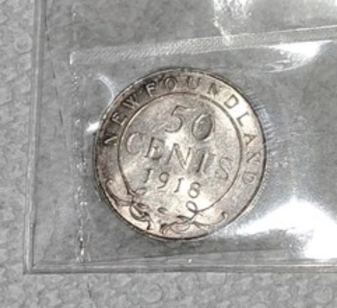 1918C Newfoundland/Canada 50 Cent Silver Coin ICCS AU 55 - photo 4