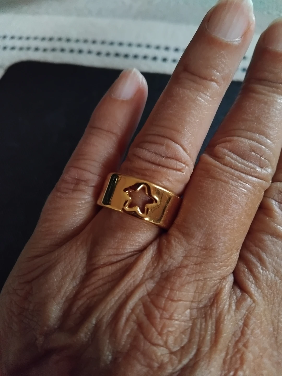 14k Gold Ring with Star Cutout - photo 2