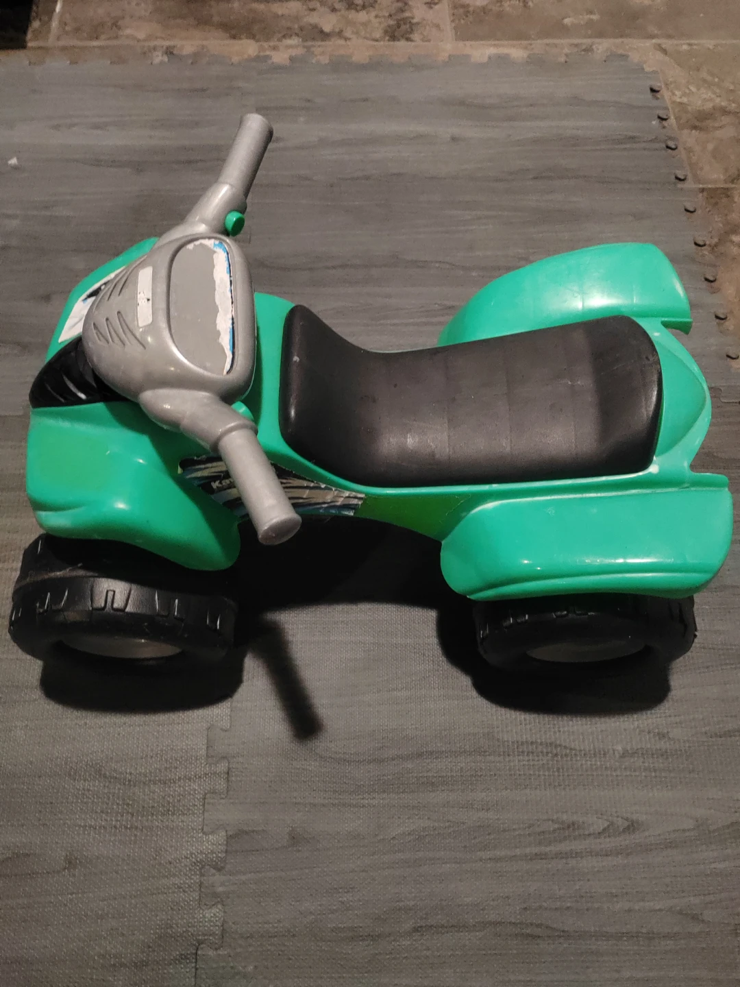 Green ride-on ATV toy - photo 2