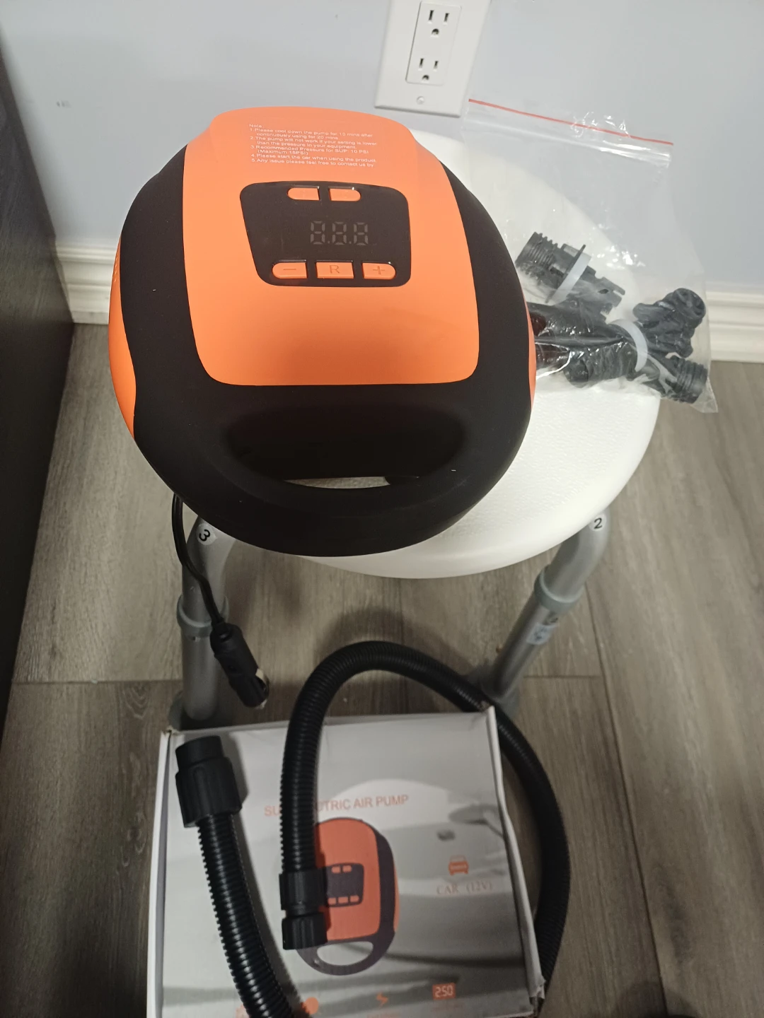 SUP Electric Air Pump Compressor - 12V Car - photo 3