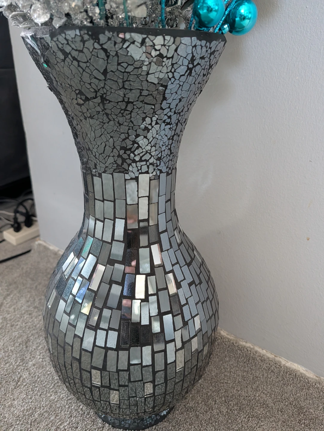 Mosaic Decorative Vase with Floral Arrangement - photo 3