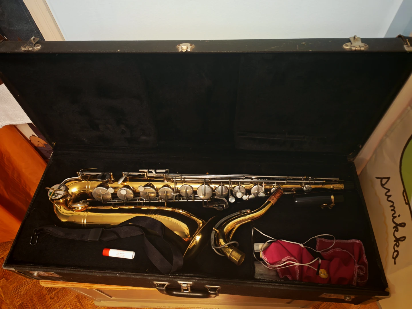 Vintage Saxophone - photo 2