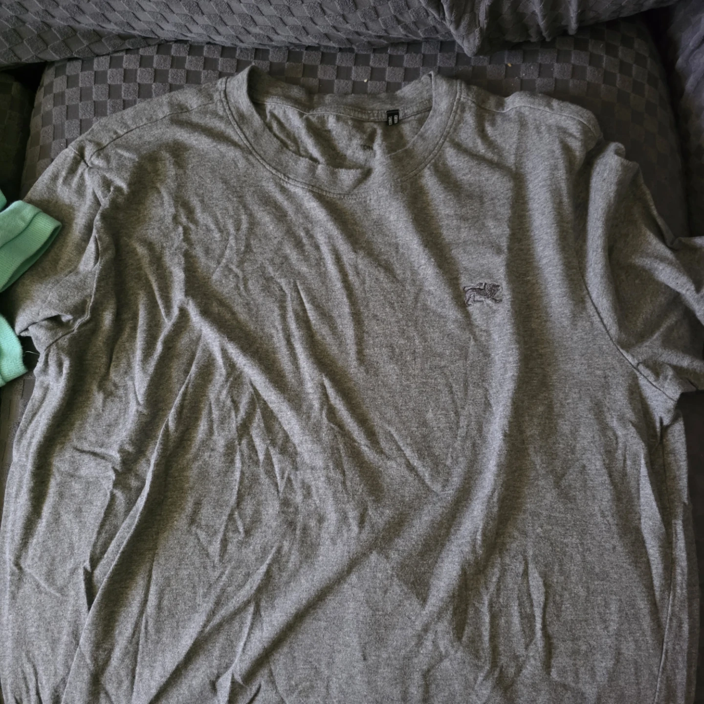Mens size L tshirts all 3 for 10 - photo 3