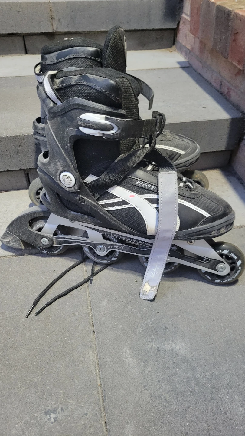 Rollerblades for boys, size 10, Black