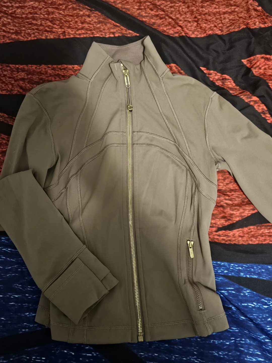 Lululemon cropped define jacket need gone soon - photo 3