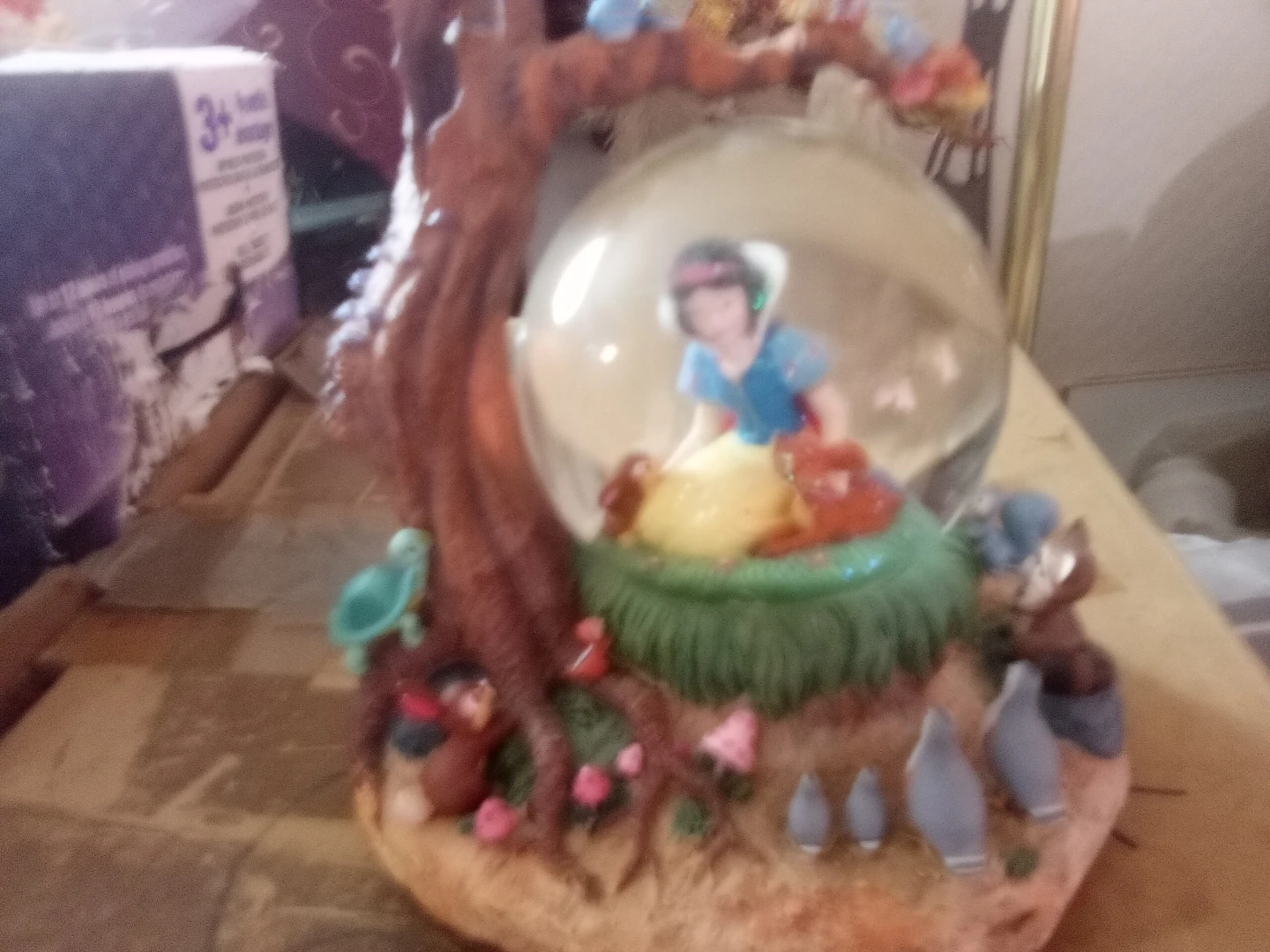 Disney Snow White and Cinderella Carriage Snow Globes - photo 4