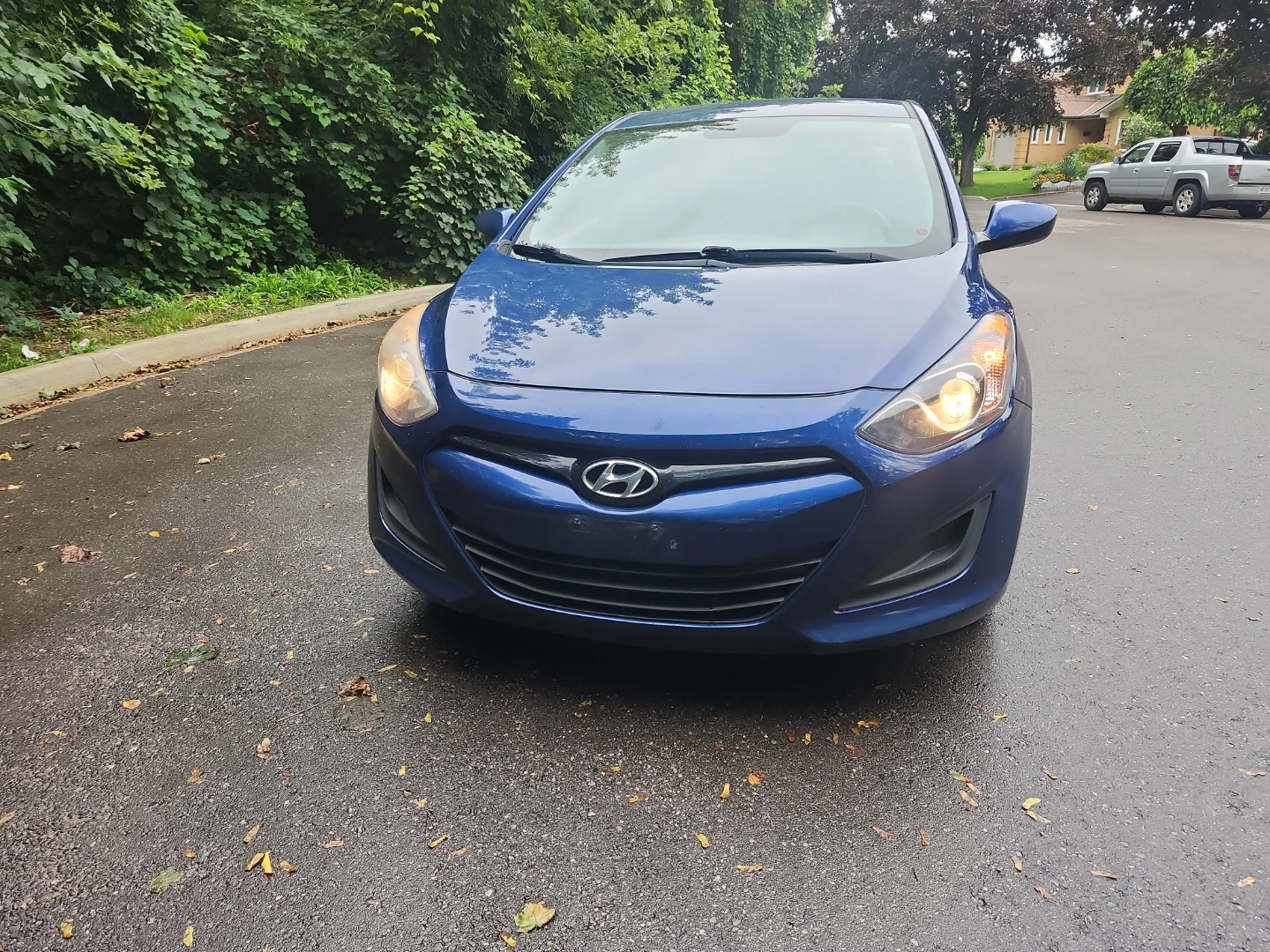 Blue Hyundai Elantra GT. CLEAN CARFAX SAFETY CERTIFIED