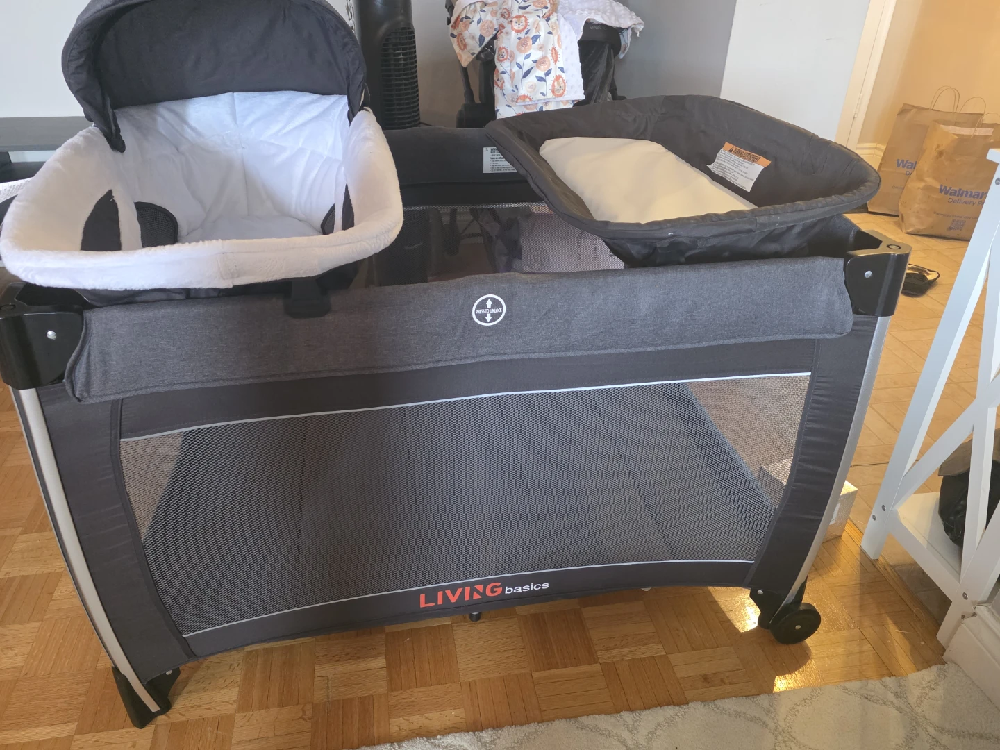 Living Basics Playpen with Bassinet